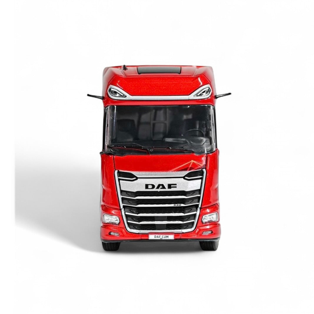 WSI DAF XG+ MY25 4x2 Box Trailer Dealer Model 1:50 - dmb models