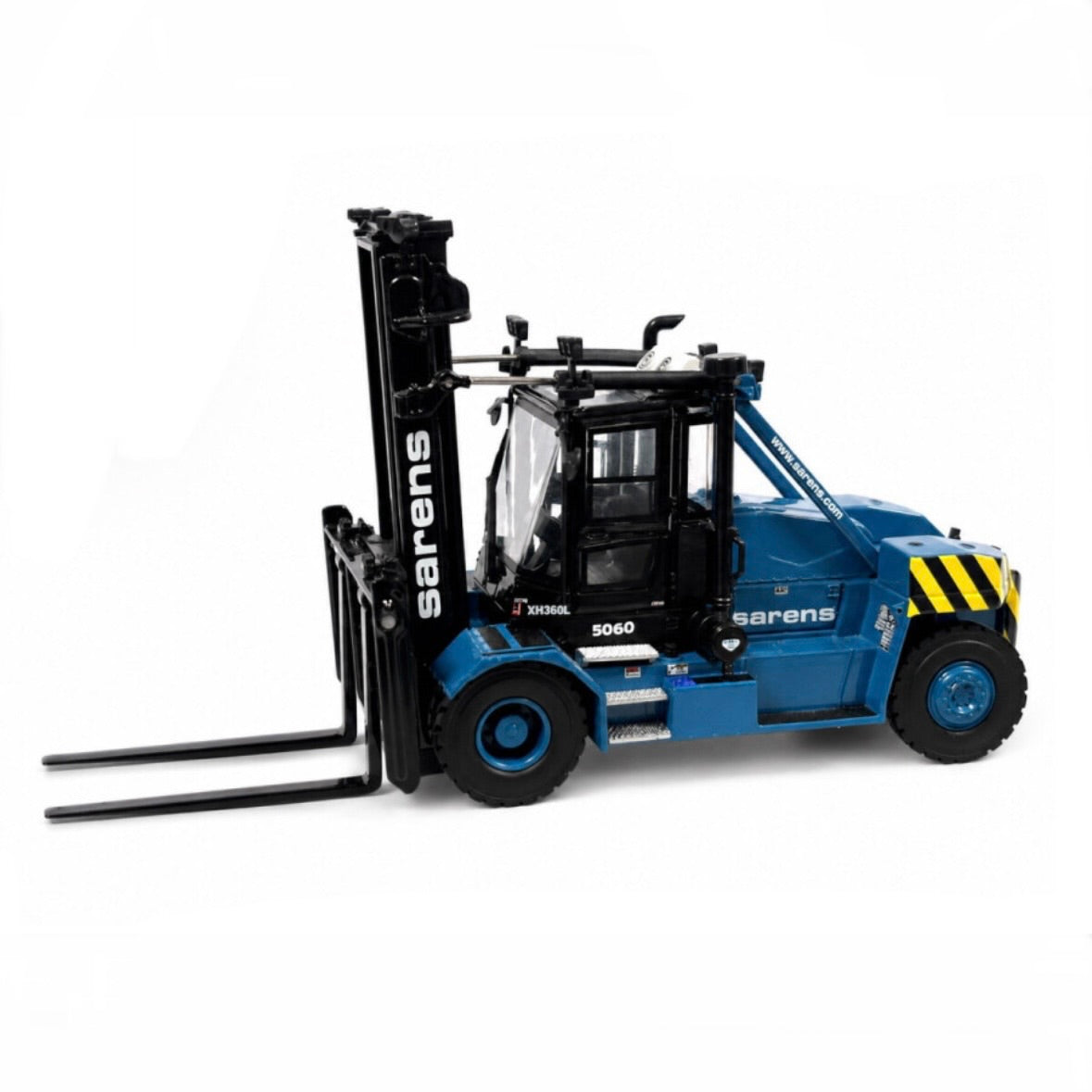 Weiss Brothers Heavy Duty Sarens XH360l Forklift back side view