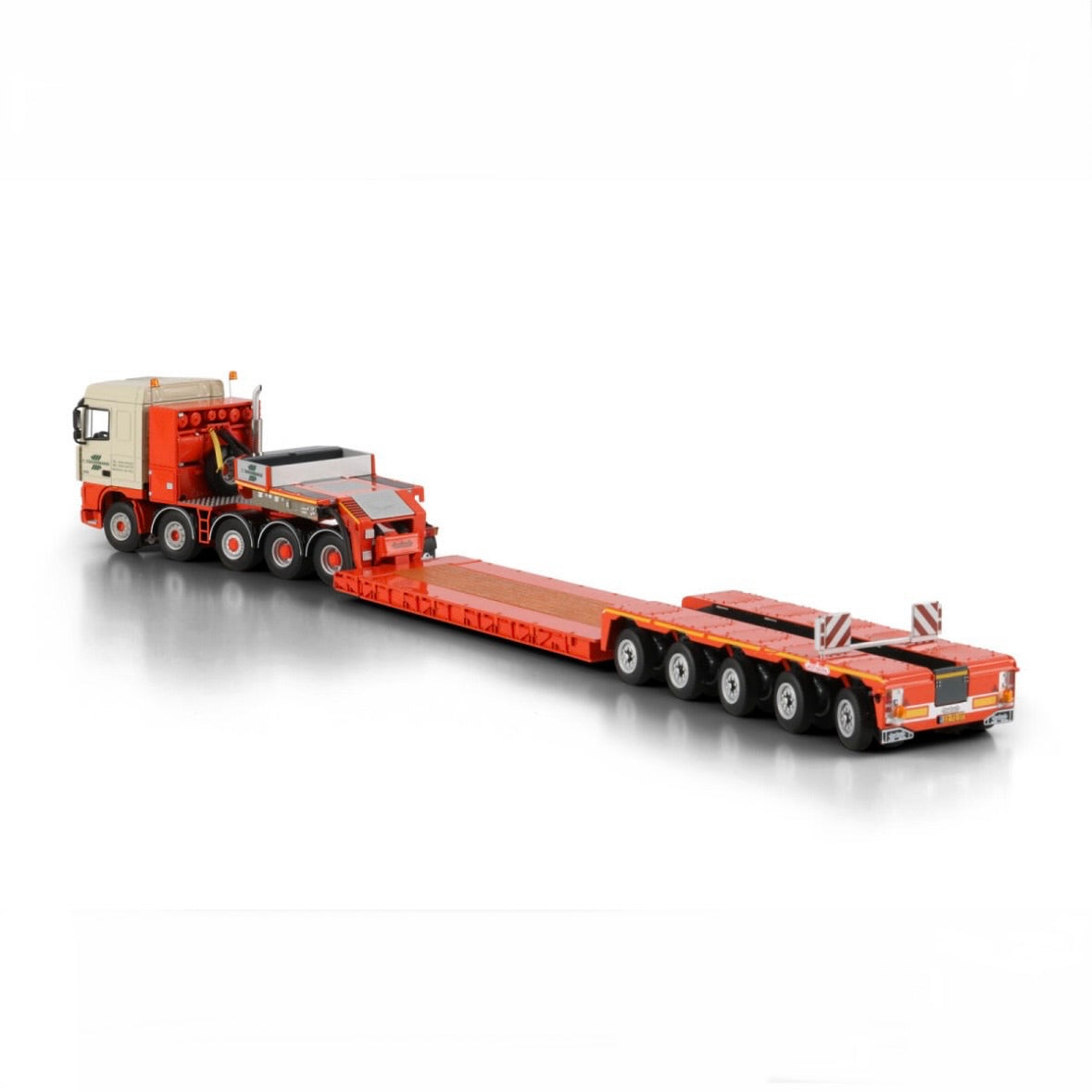 WSI C. Zwagerman GINAF DAF 95XF Space Cab 10x4 with 5 Axle Nooteboom PX Low Loader*