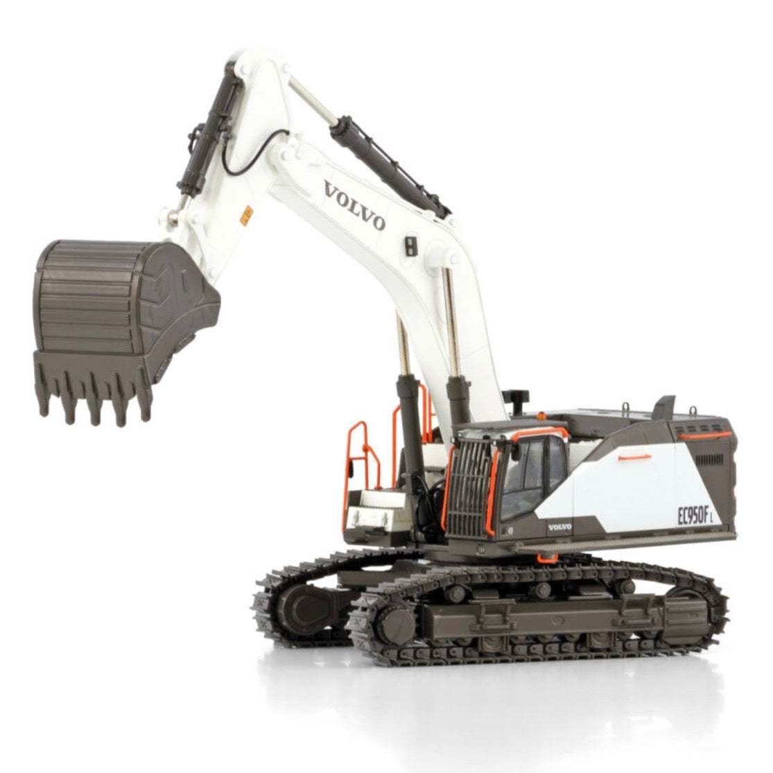WSI Volvo EC950F Hydraulic Excavator White 1:50 Model – dmb models