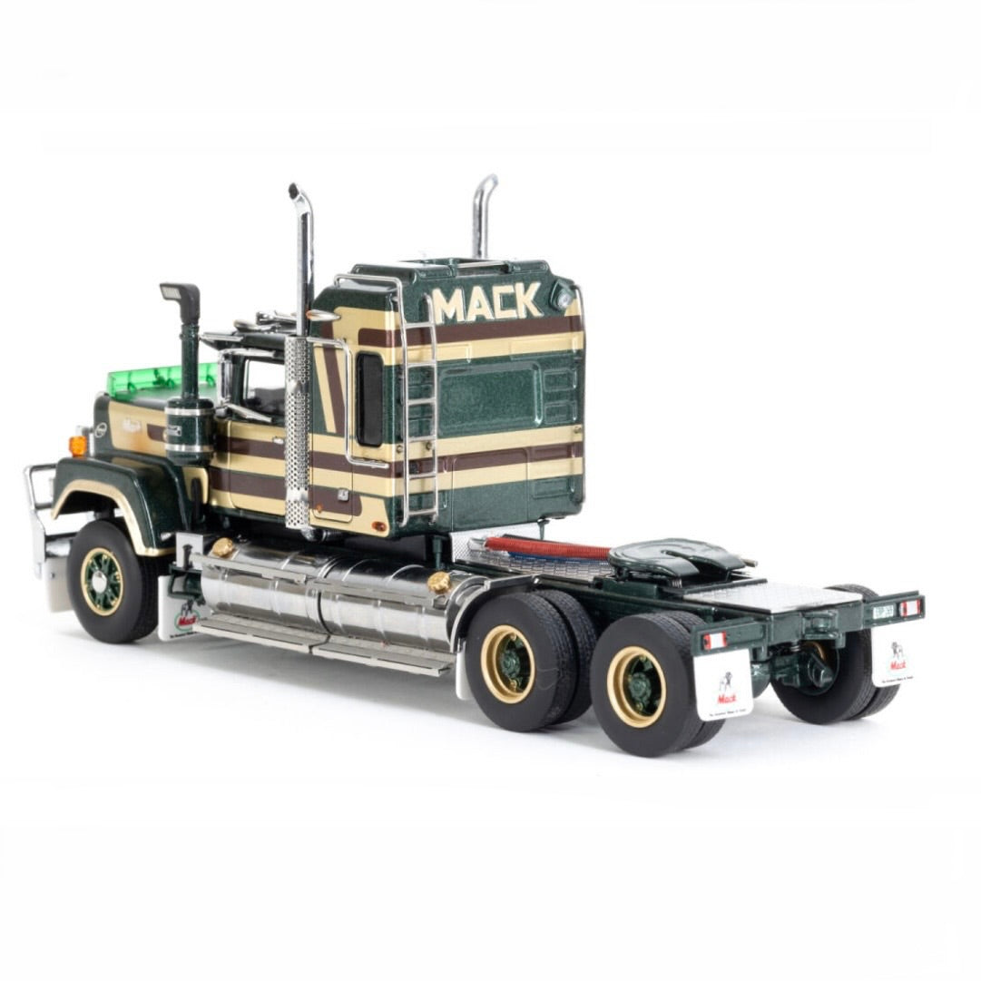 Drake MACK Bicentennial Super-Liner ''William Hovell"