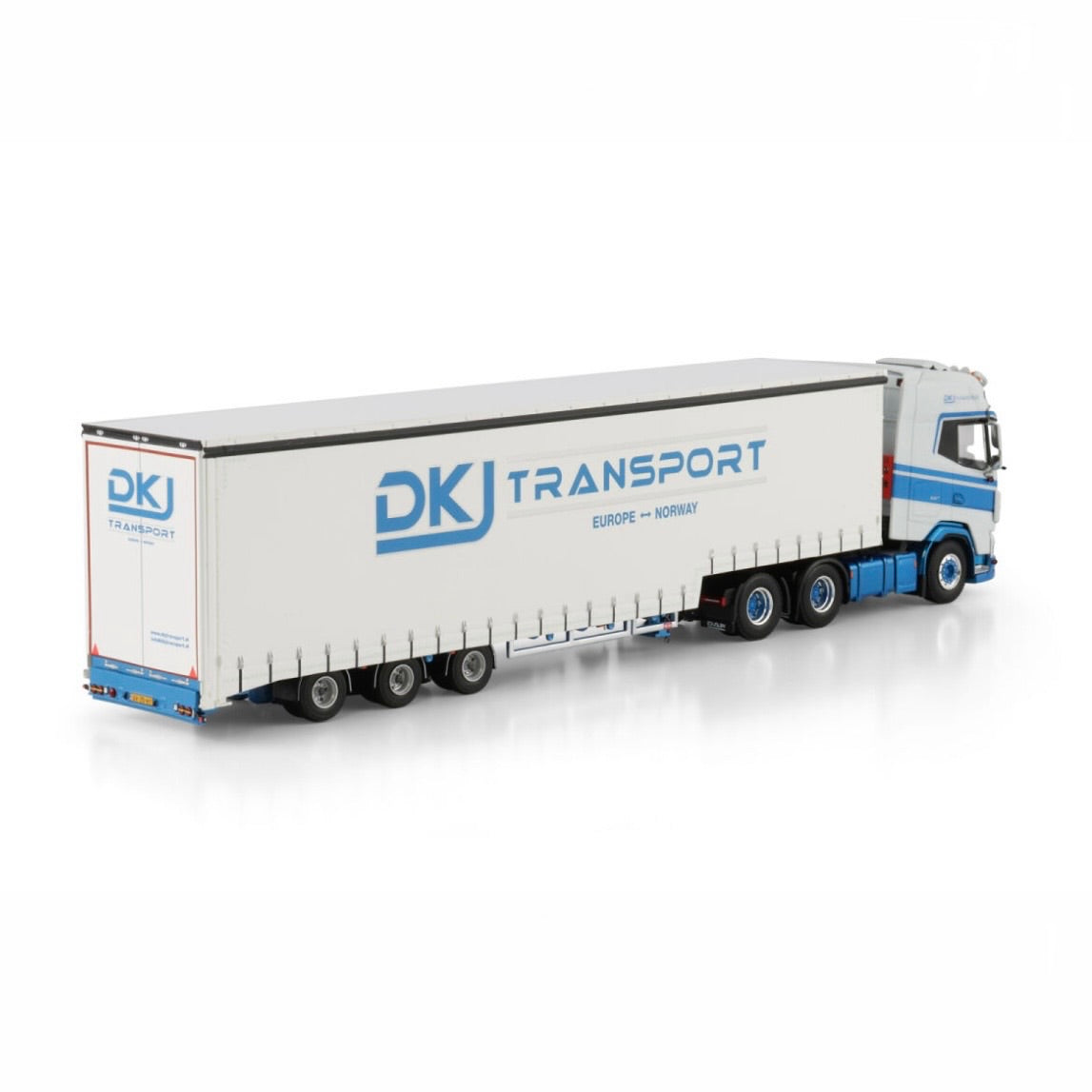 WSI DKJ Transport DAF XG+ with New Covered Semi Low Loader