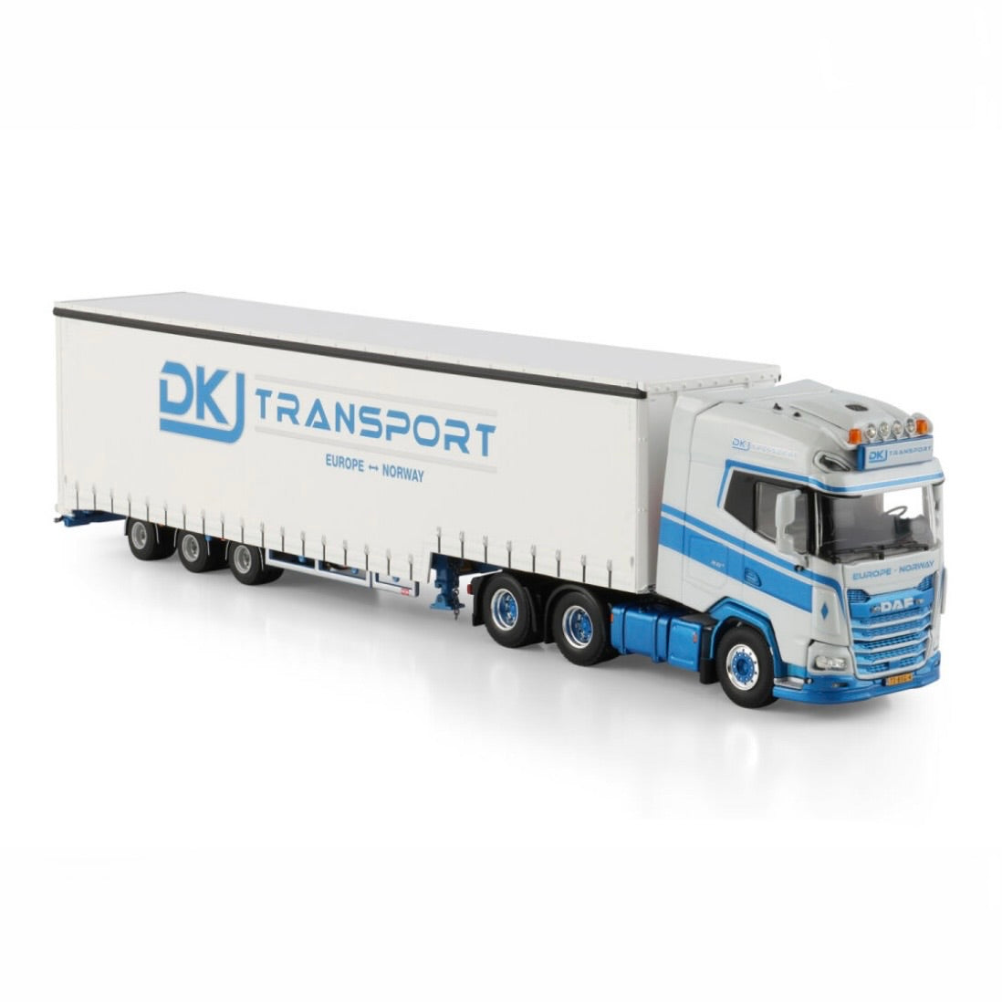 WSI DKJ Transport DAF XG+ with New Covered Semi Low Loader