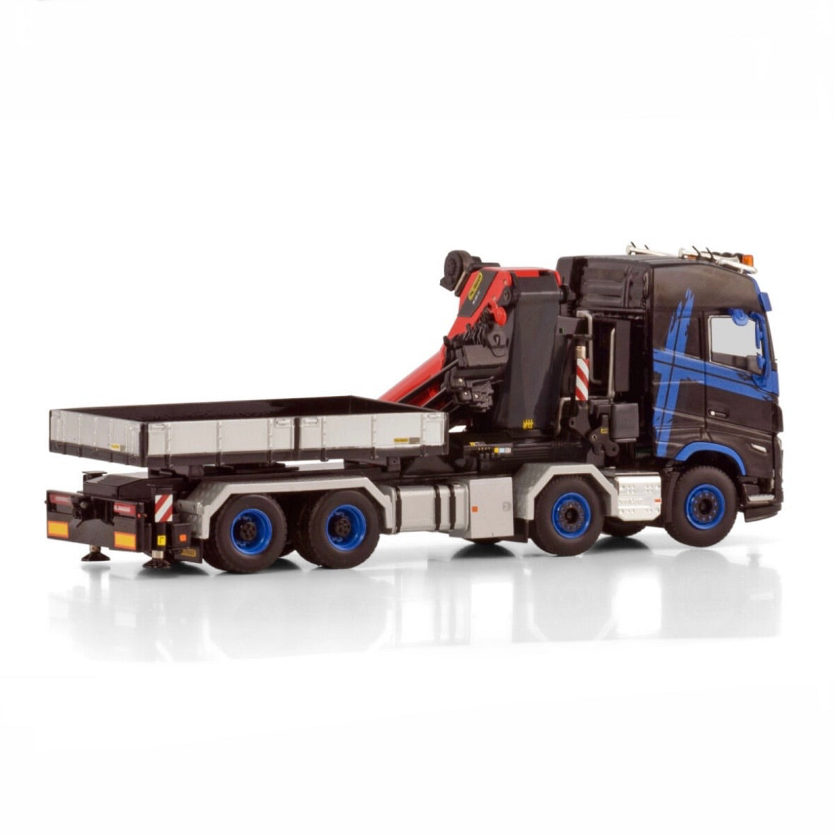 WSI Volvo FH5 Globetrotter 8x4 with Palfinger PK 1350 TEC +