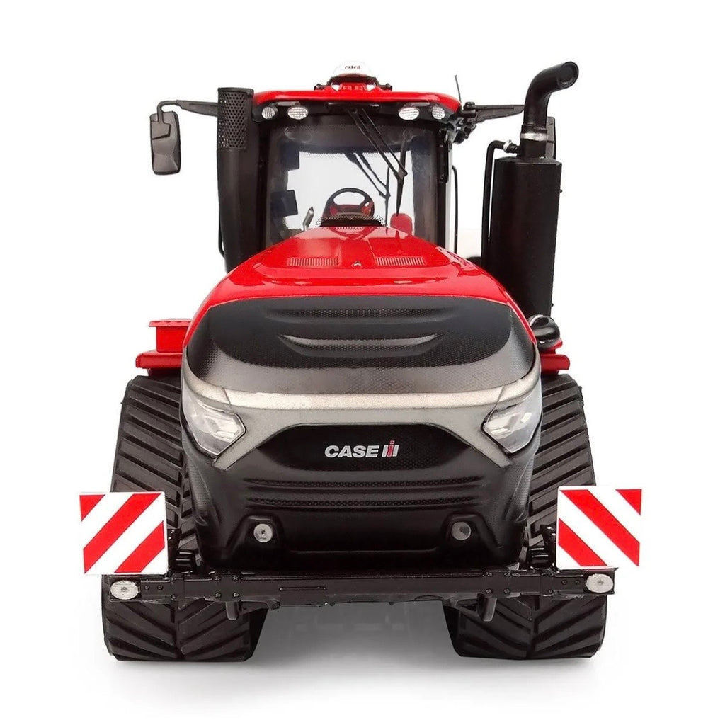 Universal Hobbies Case IH Quadtrac Tractor 715 (1/32 Scale)