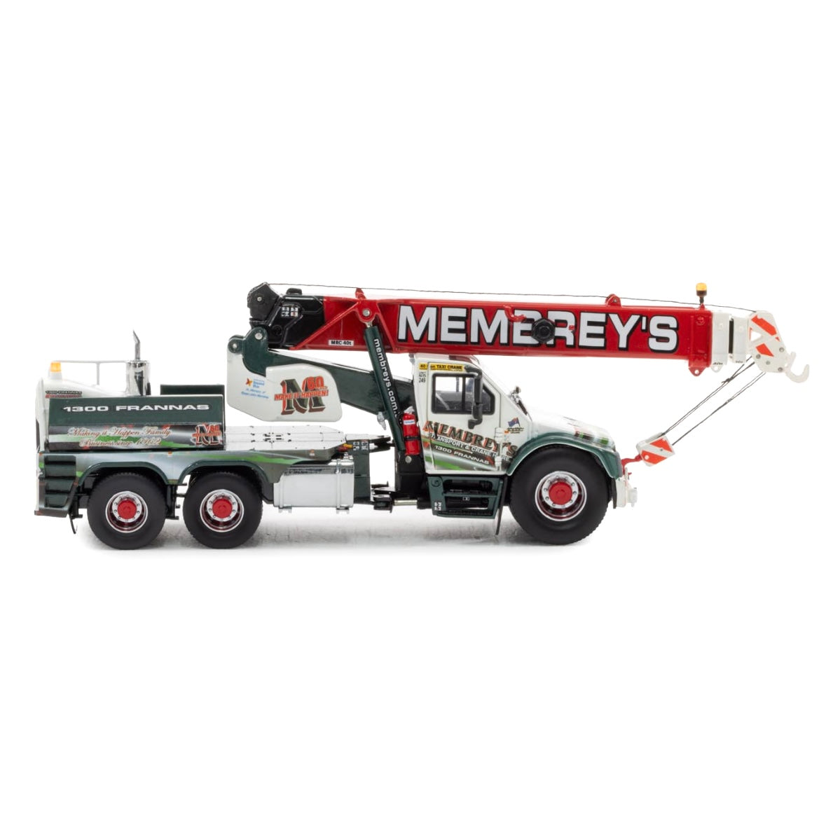 Drake Membrey´s Franna AT40 Pick and Carry Crane right side view