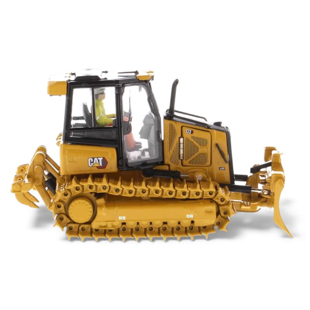 Diecast Masters CAT D3 Track Type Tractor / Dozer High Line Series