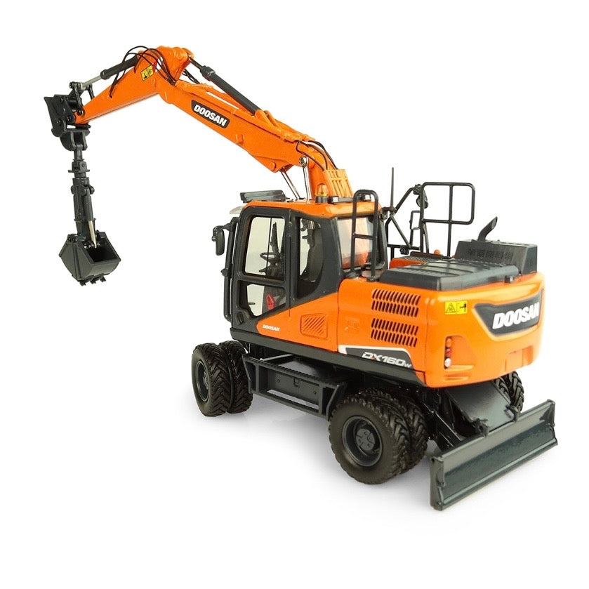 Universal Hobbies Doosan DX160W Wheeled Excavator with attachments