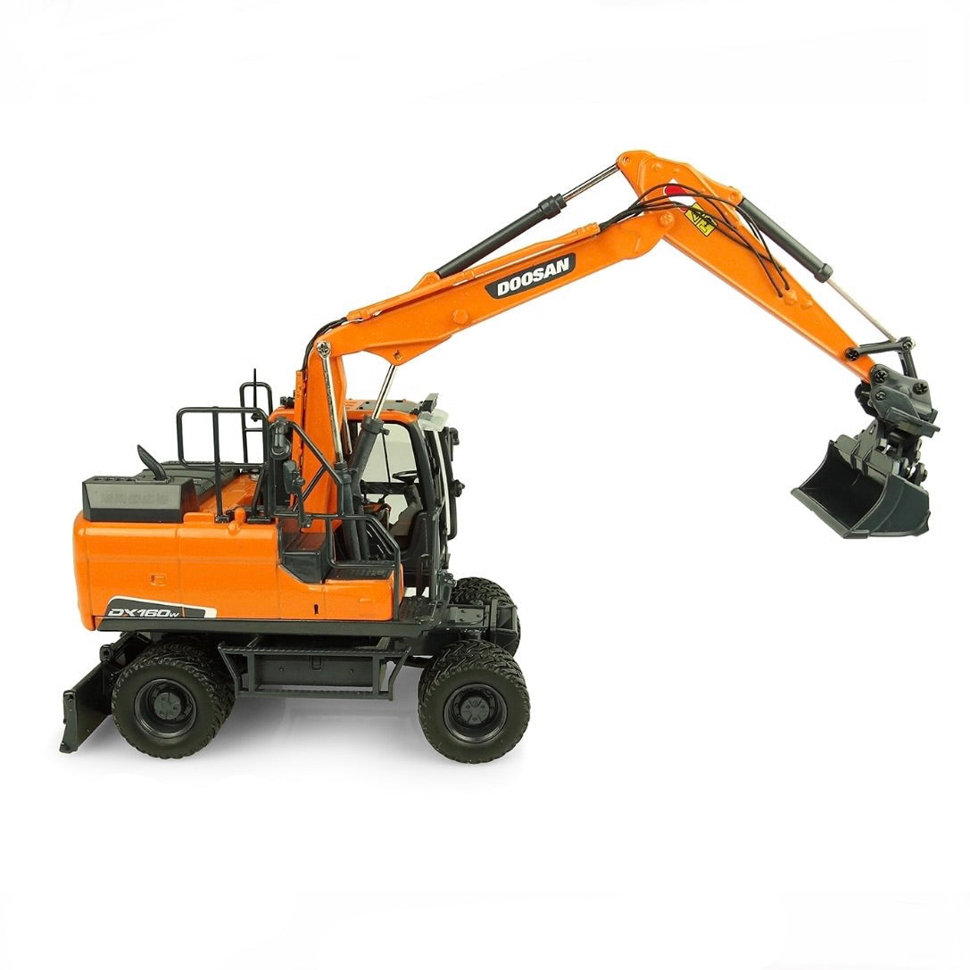Universal Hobbies Doosan DX160W Wheeled Excavator with attachments