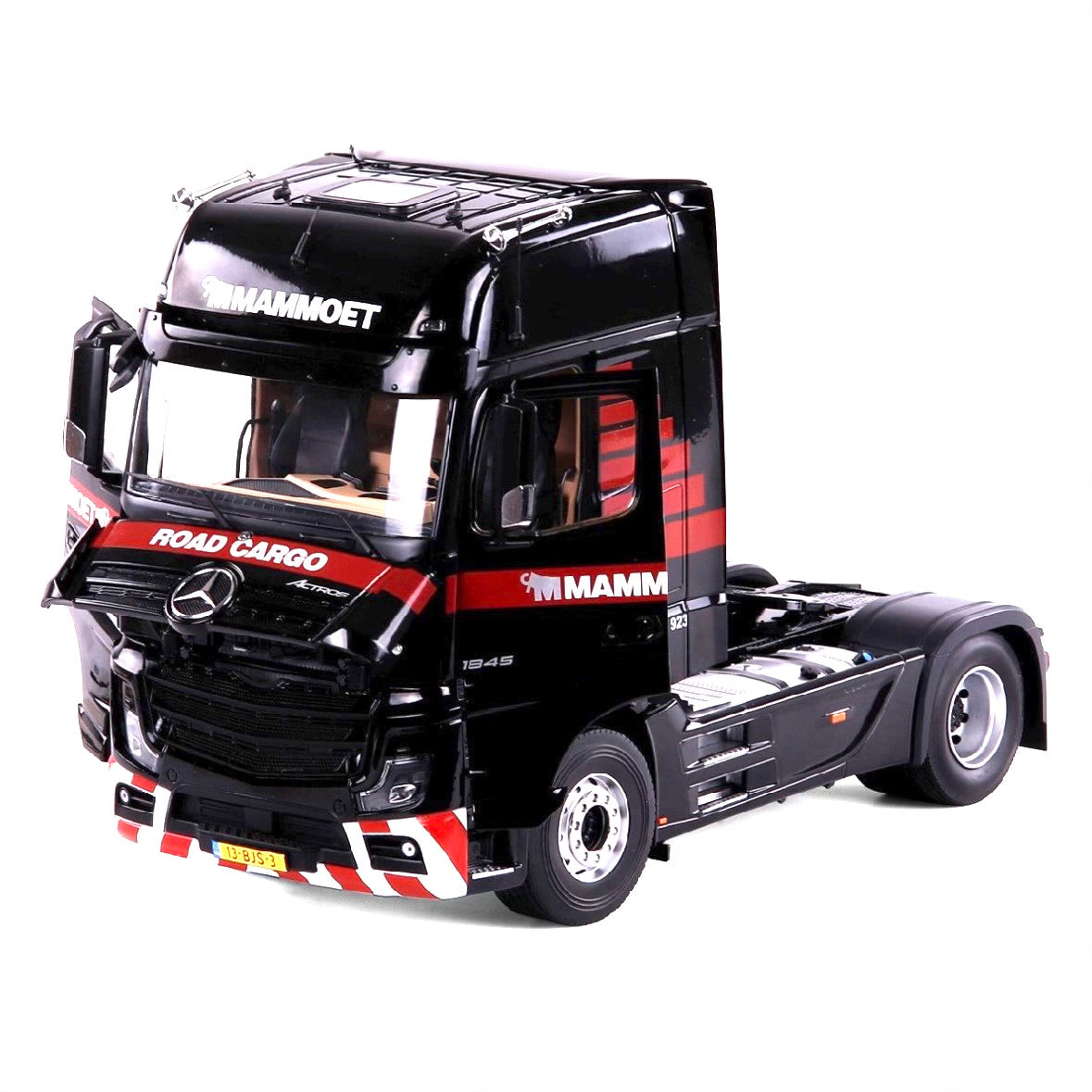 NZG Mammoet Mercedes-Benz Actros 4x2 1:18 Scale open view