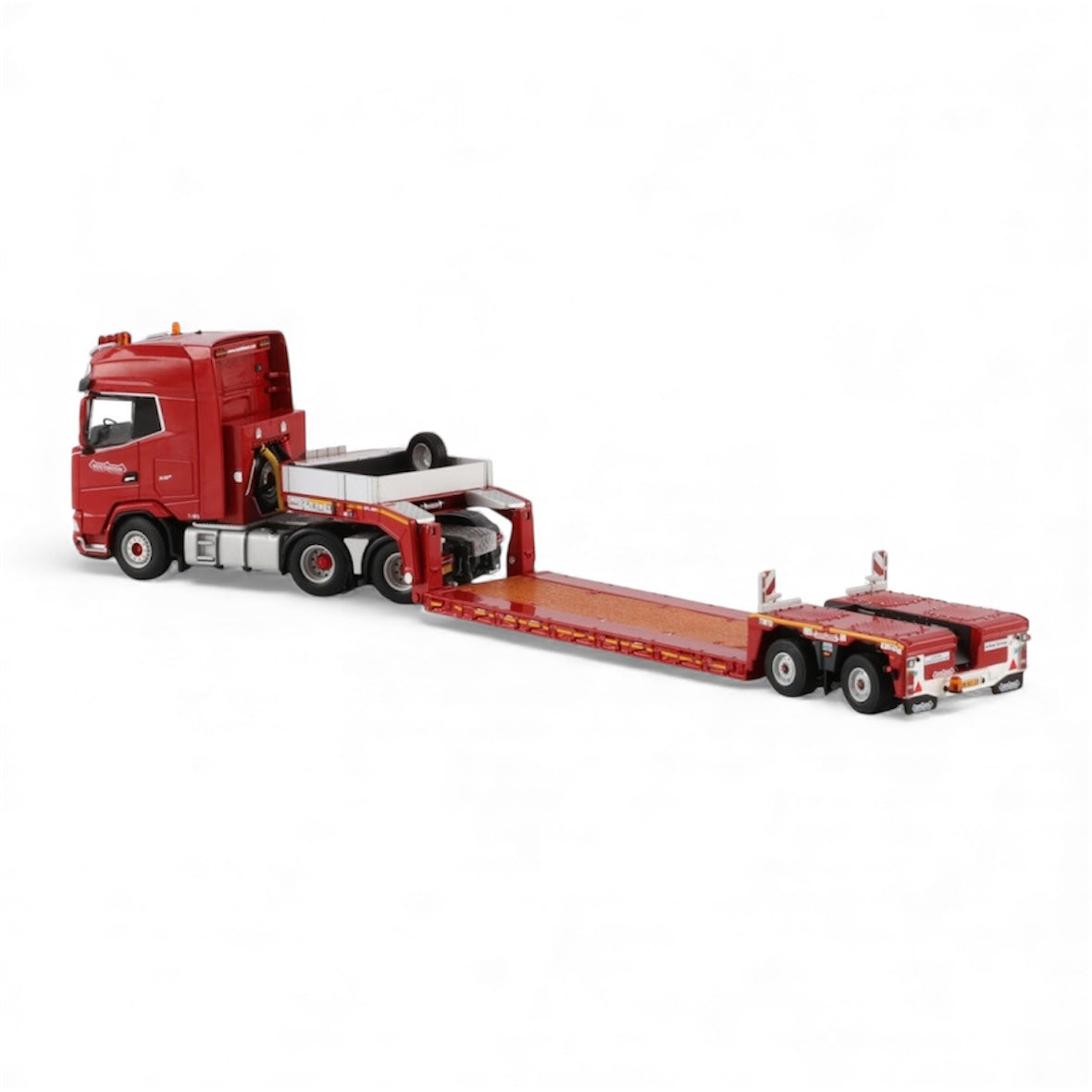 WSI Nooteboom Red Line DAF XG+ 6x4 wit Euro PX Low Loader*