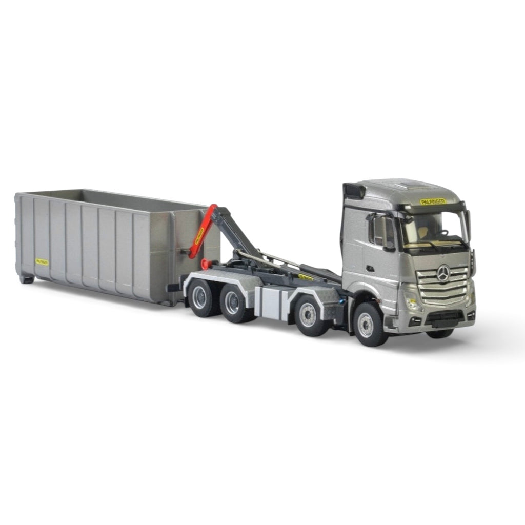 WSI Premium line Mercedes Actros MP4 Stream Space 8x8 with Palfinger Hooklift System and 40m³ Skip Container