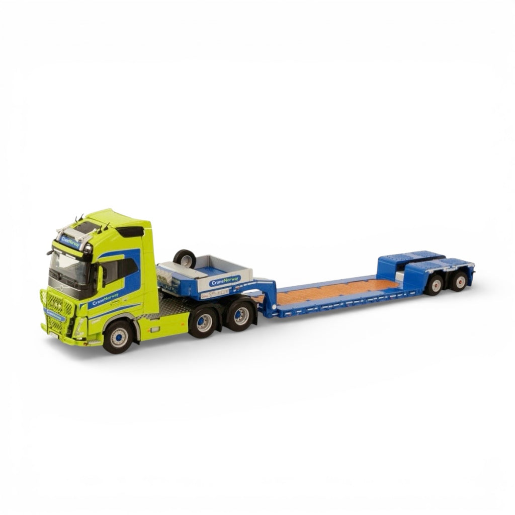 WSI Crane Norway Volvo FH5 Globetrotter XL 6x2 Tag Axle with 2 Axle Pendel-X Low Loader Trailer 1:50 scale model