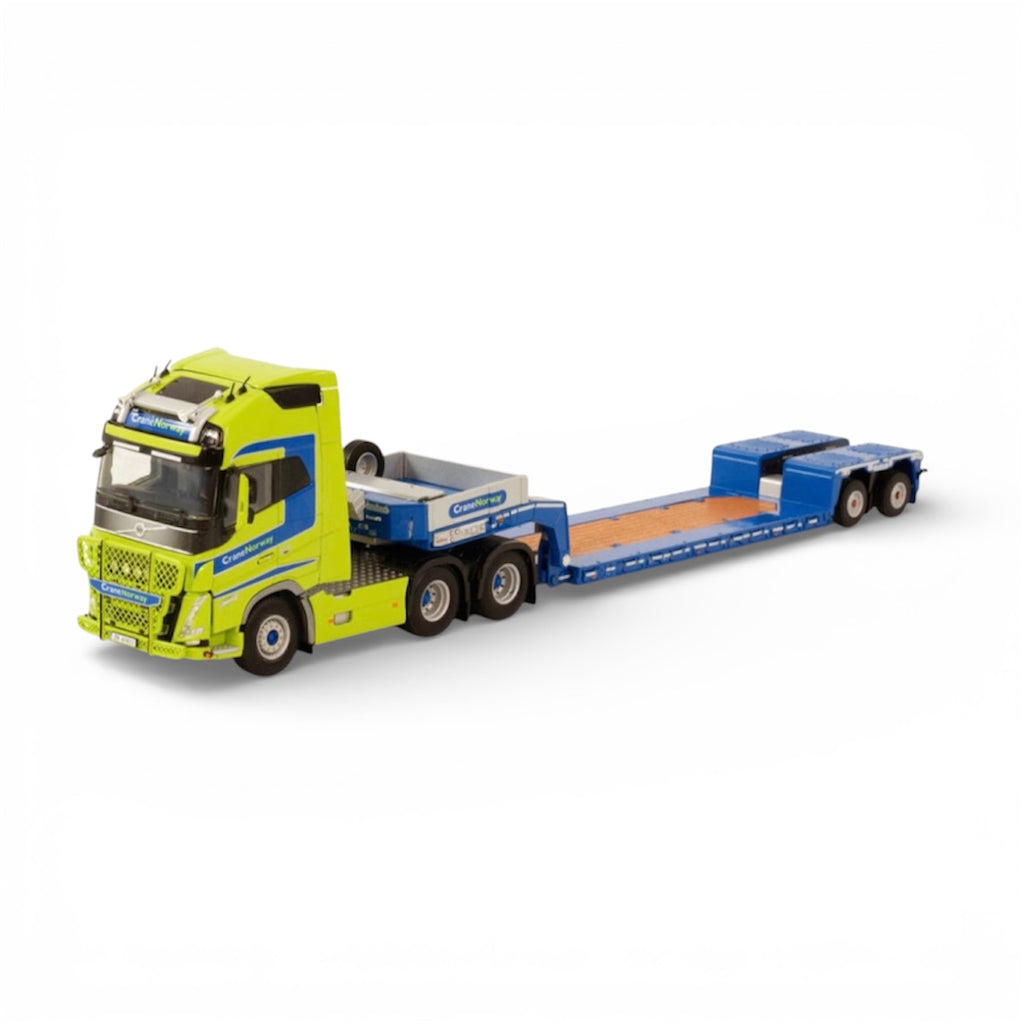 WSI Crane Norway Volvo FH5 Globetrotter XL 6x2 Tag Axle with 2 Axle Pendel-X Low Loader Trailer 1:50 scale model
