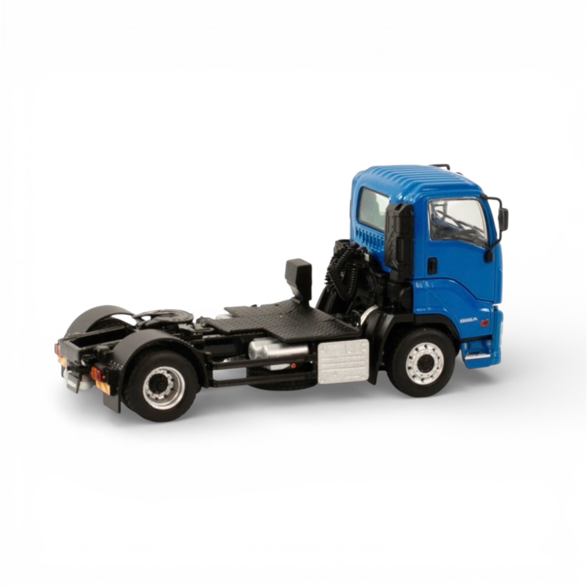 Isuzu Giga Short Cab 4x2 Blue