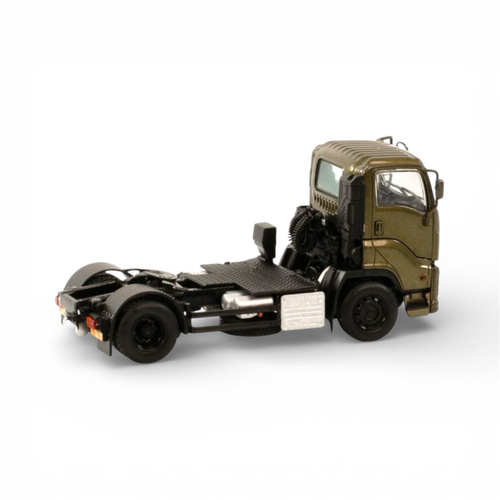 WSI Isuzu Giga Short Cab 4x2 Army Green Military