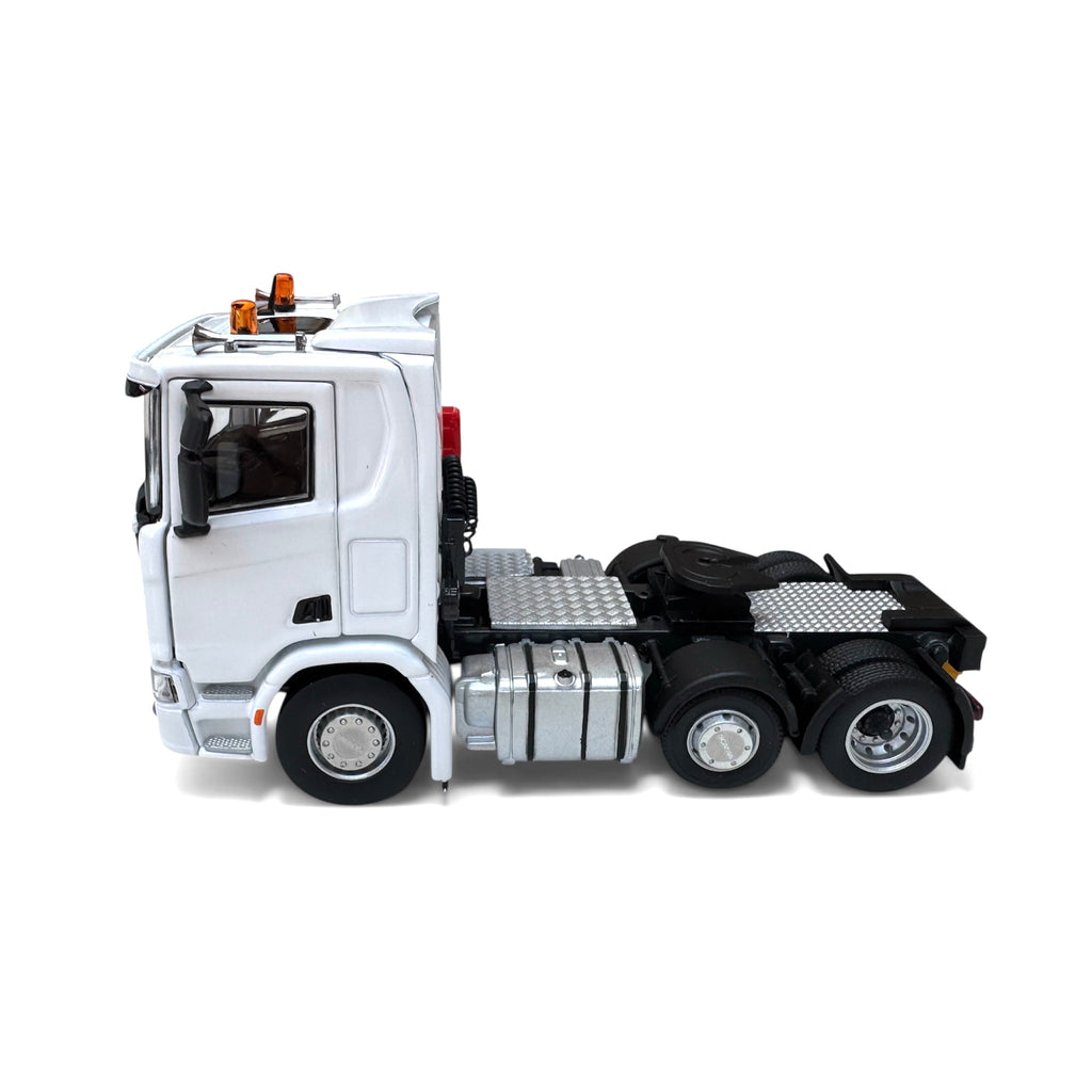 IMC Premium Scania R Day Cab with RTN Fuel Tanker Trailer 1:50 scale model
