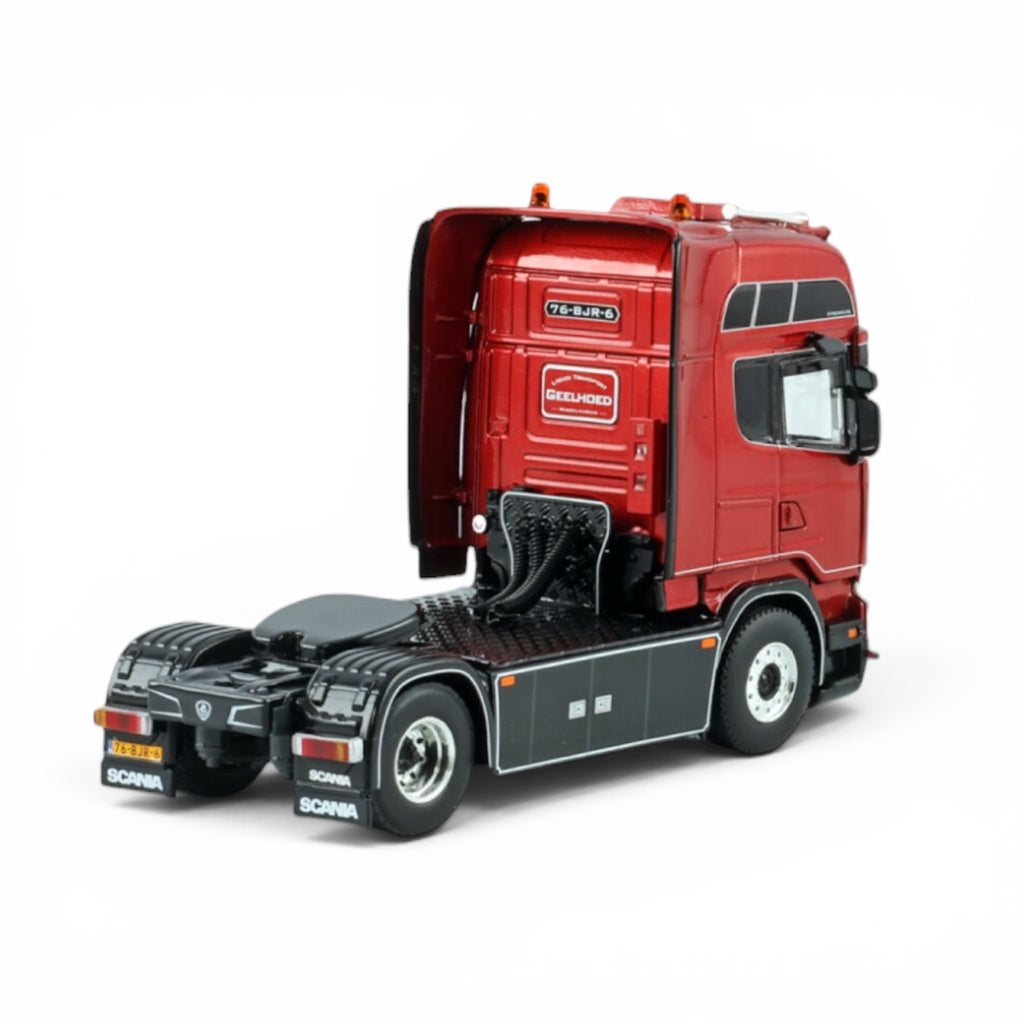 WSI Geelhoed Scania Streamline Topline 4x2 01-4665 1:50 scale model