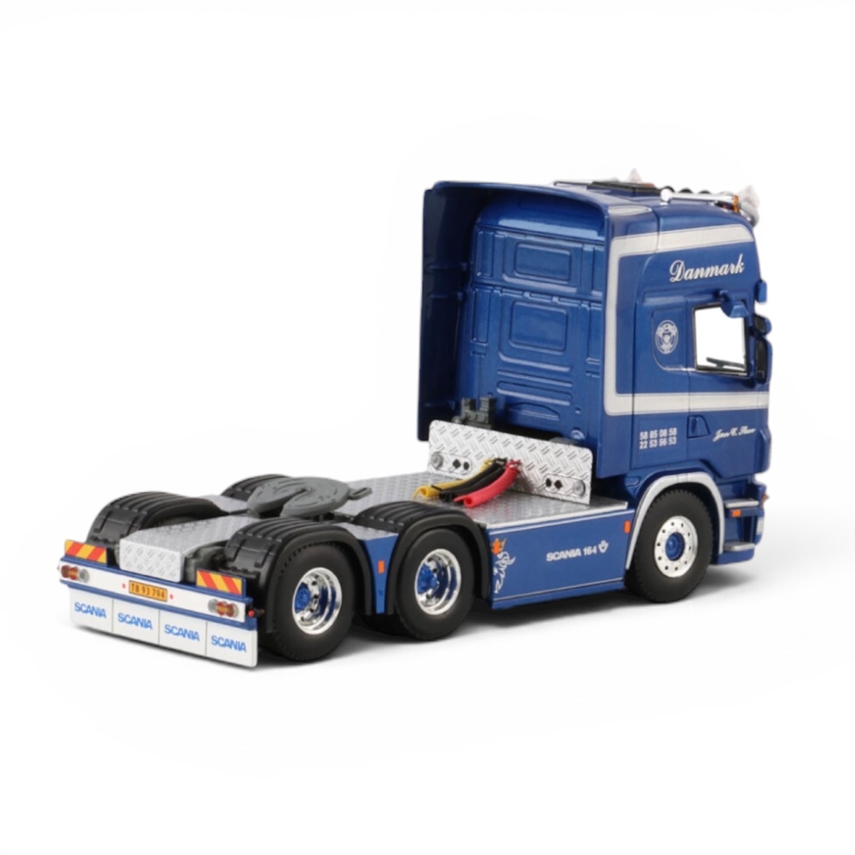 WSI Jan C Skov Scania 4 Series Topline 6x2 Tag Axle 1:50 scale model